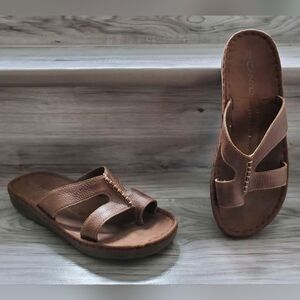 Encanto leather sandals